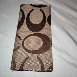 passport sleeve..not coach